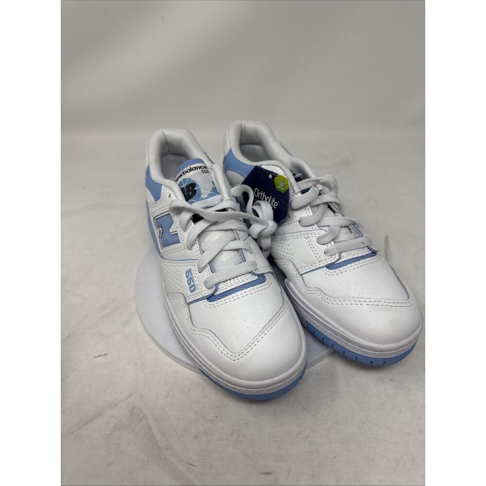 UNC BLUE Woman’s Size 8 New Balance 550 and WHITE Brand New STREET WEAR NWOB - Picture 2 of 7